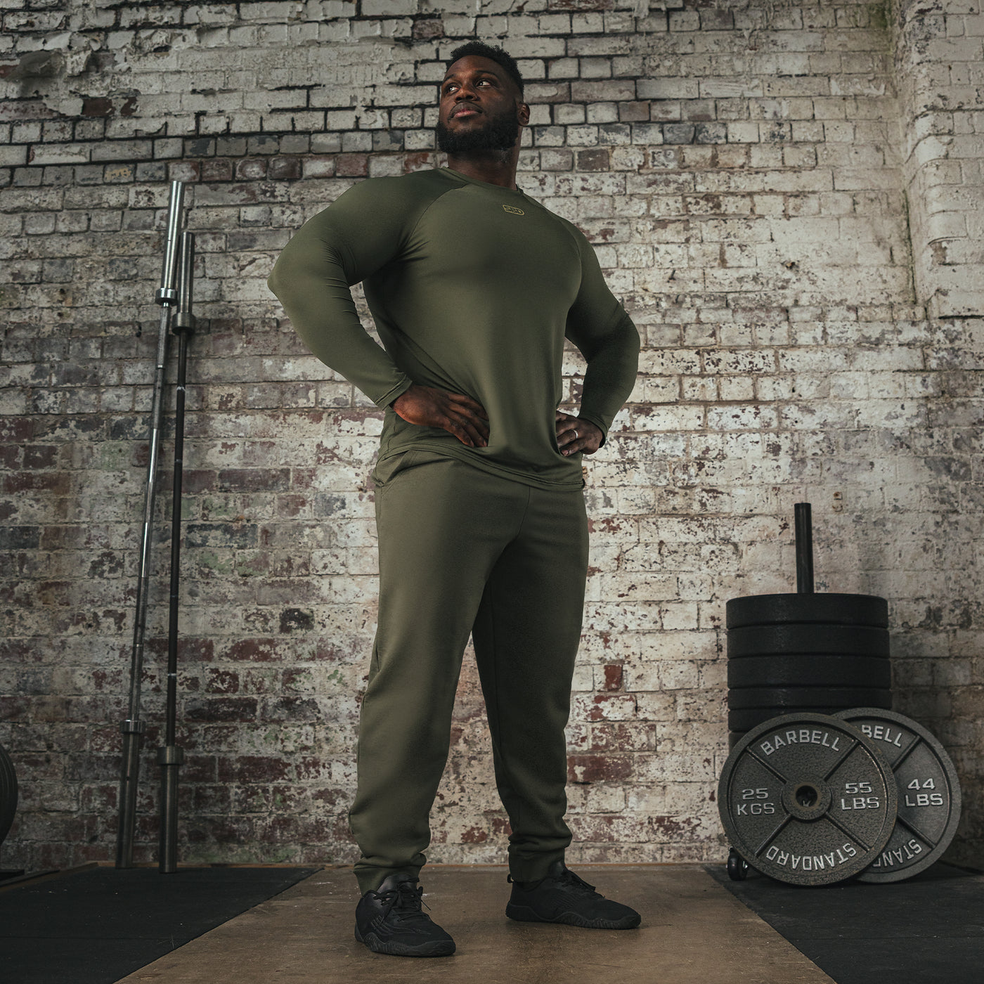 Resolve Long-Sleeve Training Top